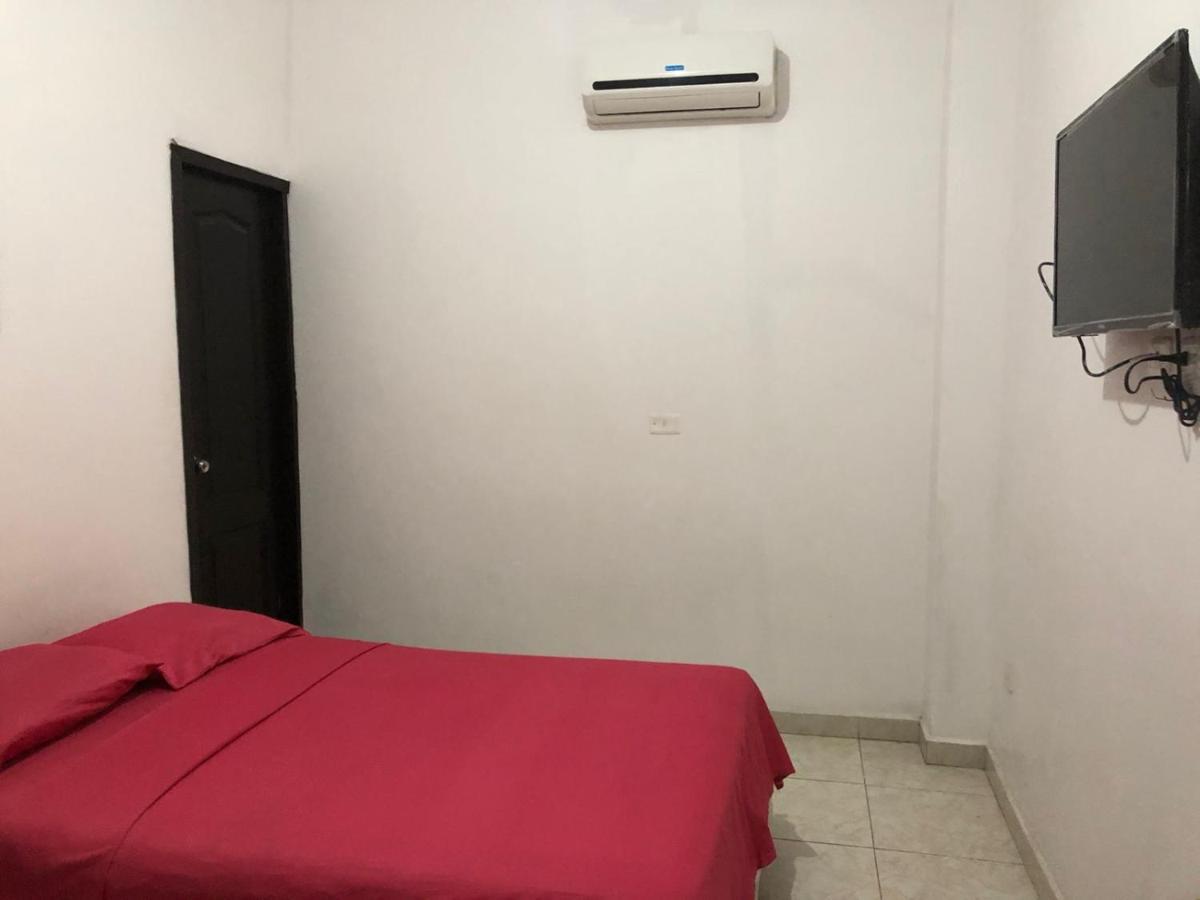 Hostal Playa Imperial Манта Екстер'єр фото