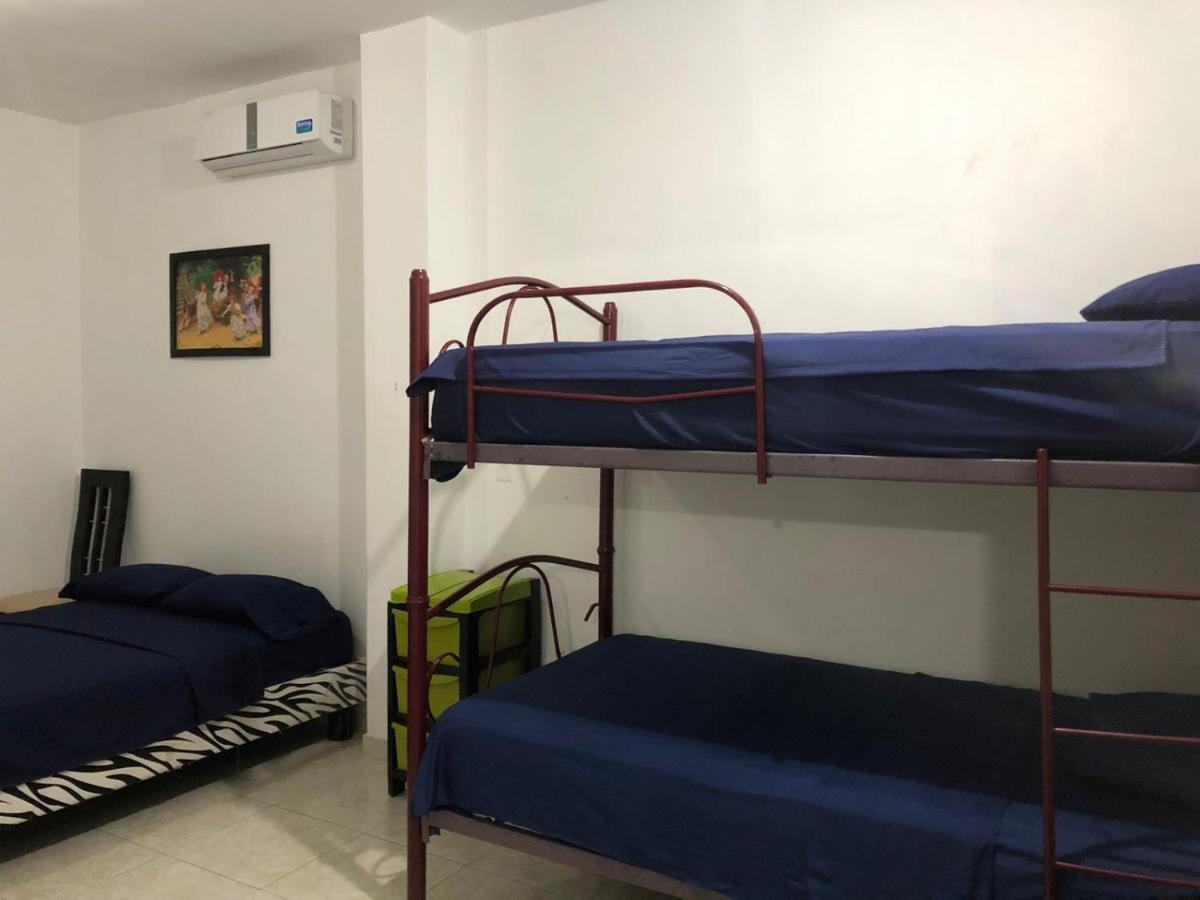 Hostal Playa Imperial Манта Екстер'єр фото