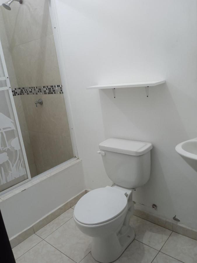 Hostal Playa Imperial Манта Екстер'єр фото