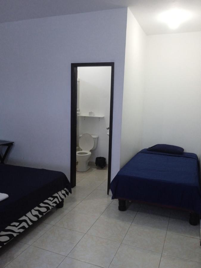 Hostal Playa Imperial Манта Екстер'єр фото